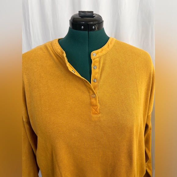 Wild Fable Knit Cropped Gold Mustard Yellow Long Sleeve Top Tee size Medium - Picture 2 of 8